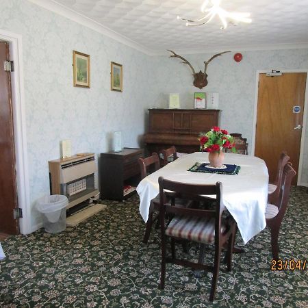 Tremains Guest House Bridgend  Εξωτερικό φωτογραφία