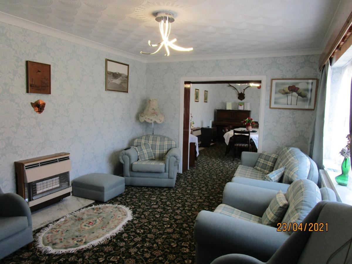 Tremains Guest House Bridgend  Εξωτερικό φωτογραφία